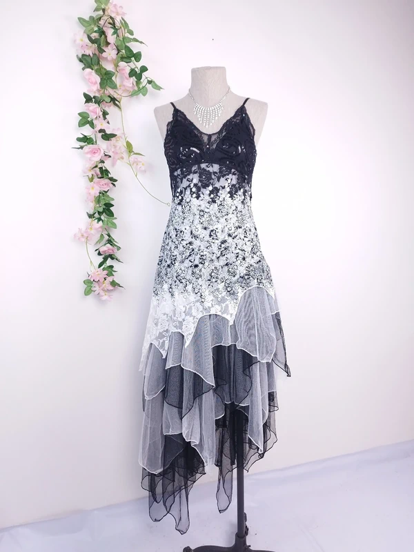 Black white Y2K maxi dress — Vintage 2000s lace sequin wedding guest