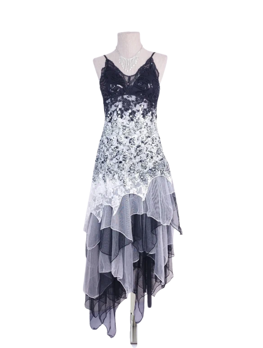 Black white Y2K maxi dress — Vintage 2000s lace sequin wedding guest