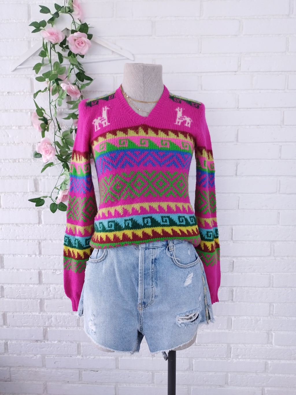 Vintage 90s Andean Jacquard Sweater — Fuchsia Base, Llama & Inca Motifs, V-Neck
