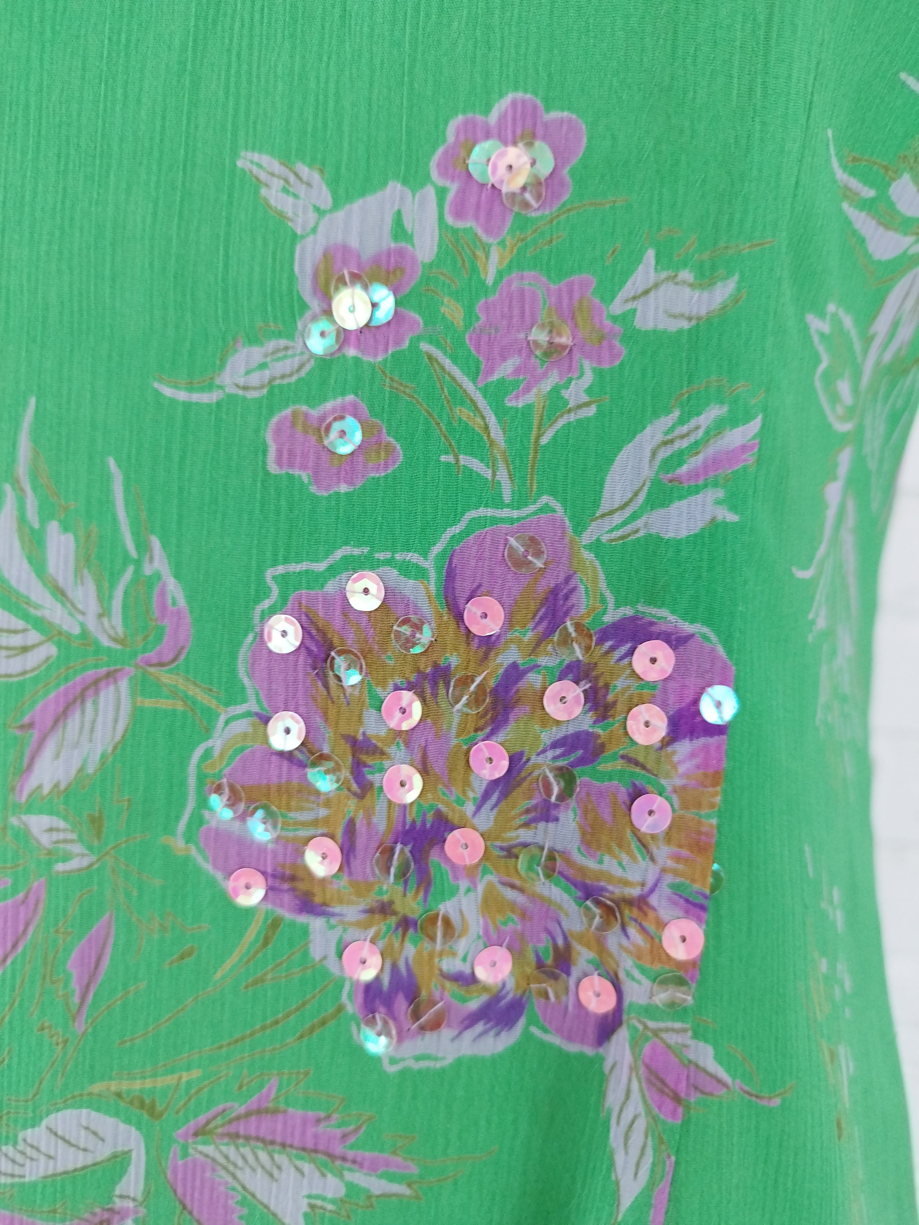 Robe lingerie vintage années 90, à imprimé floral fluide