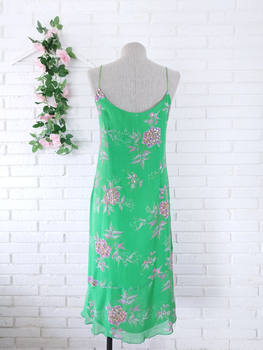 Robe lingerie vintage années 90, à imprimé floral fluide