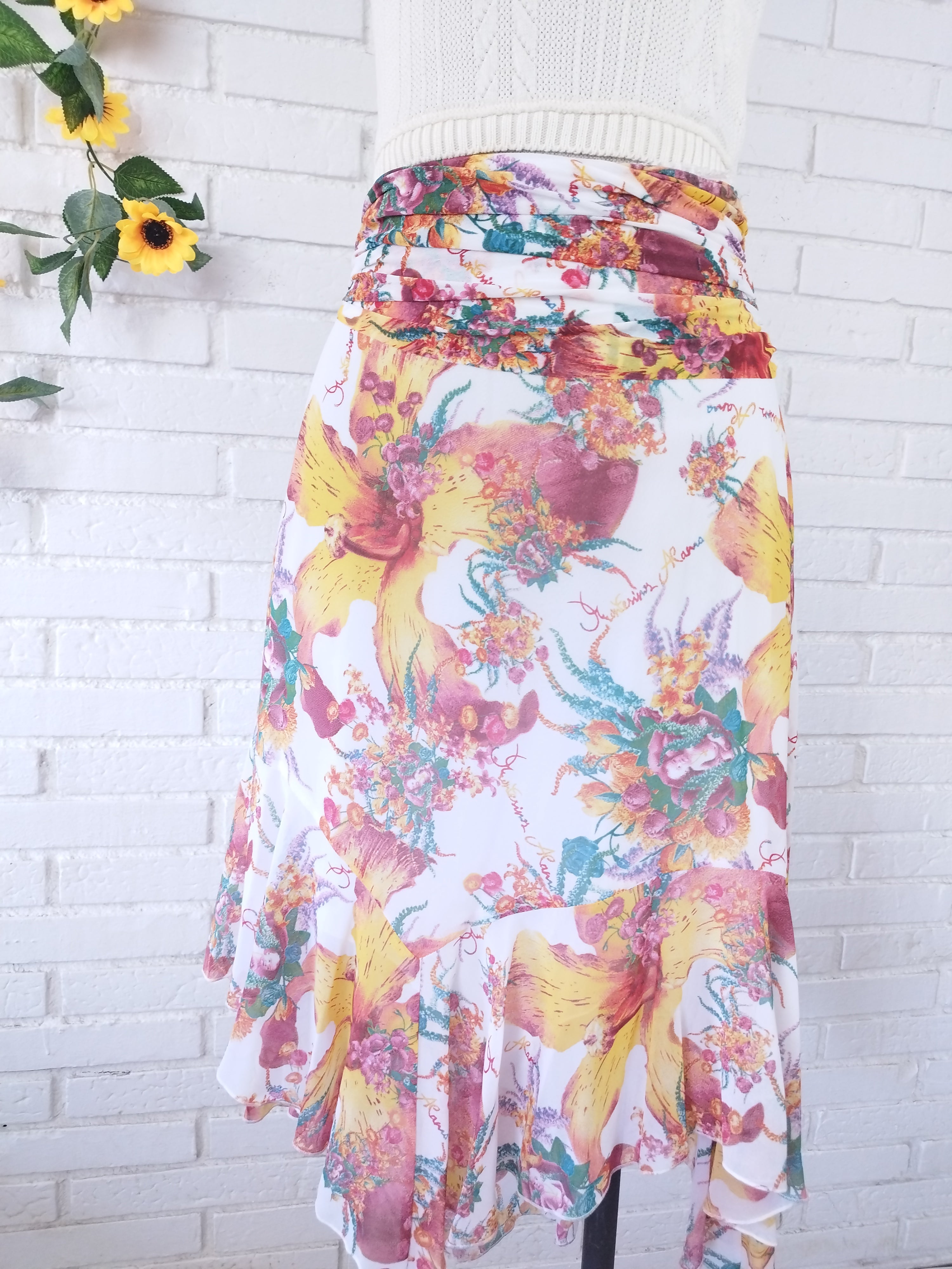 Montesinos Alama Vintage 90s Skirt — Ruched Waist, Asymmetric Hem & Tulle Print