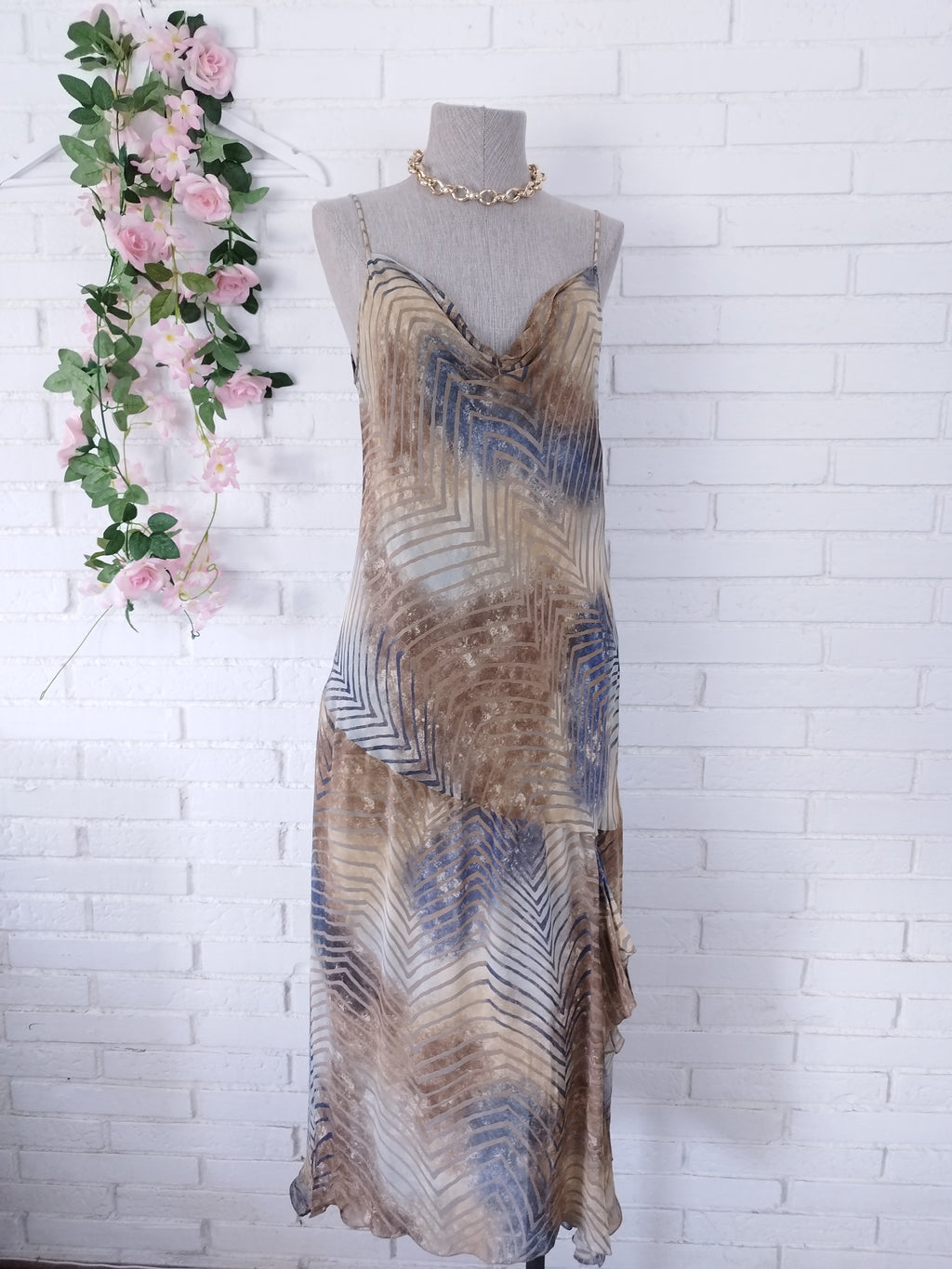 Robe midi drapée vintage en dentelle années 90 style Ibizan