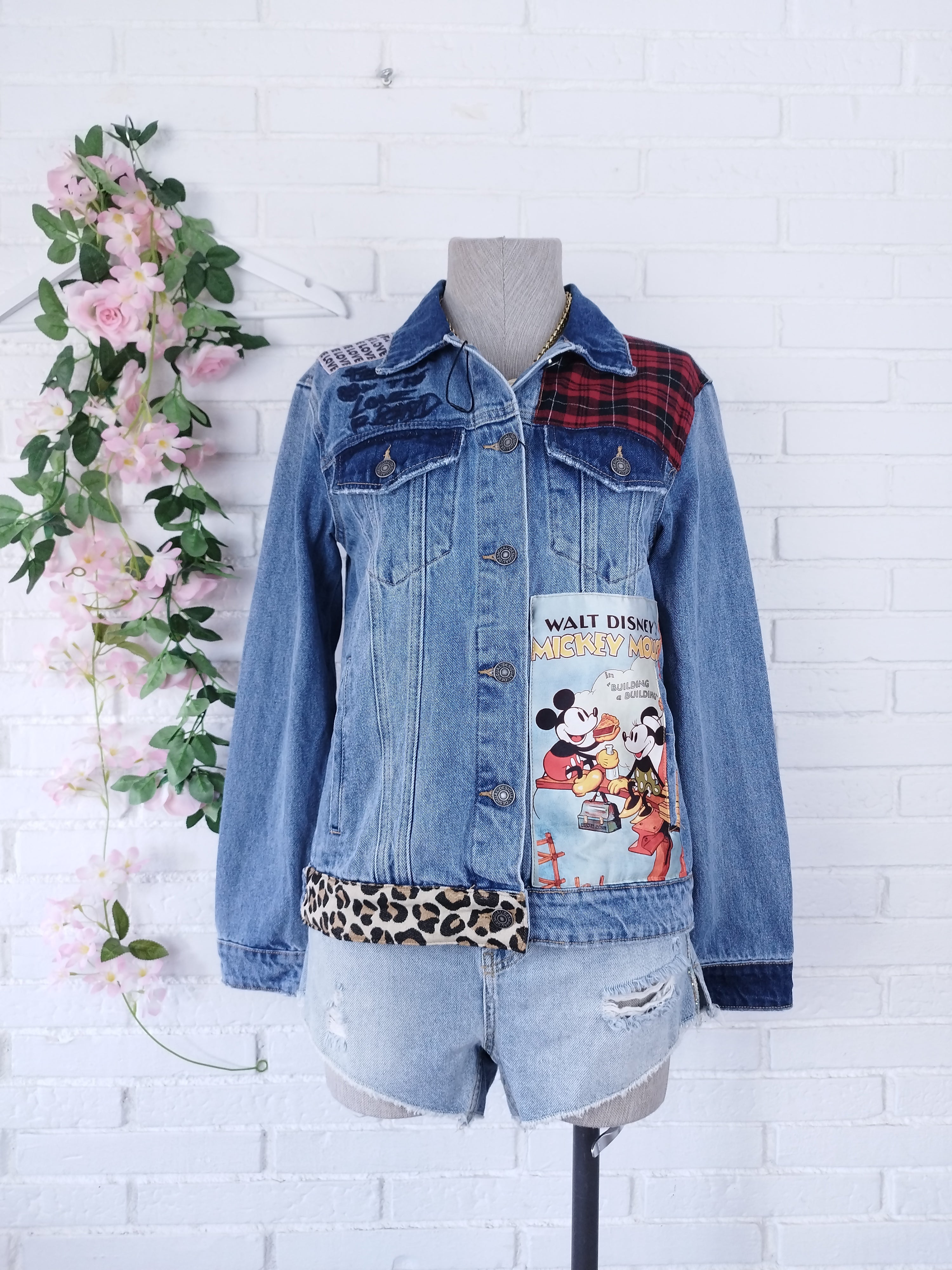 Veste en jean bleu Desigual avec Mickey Mouse