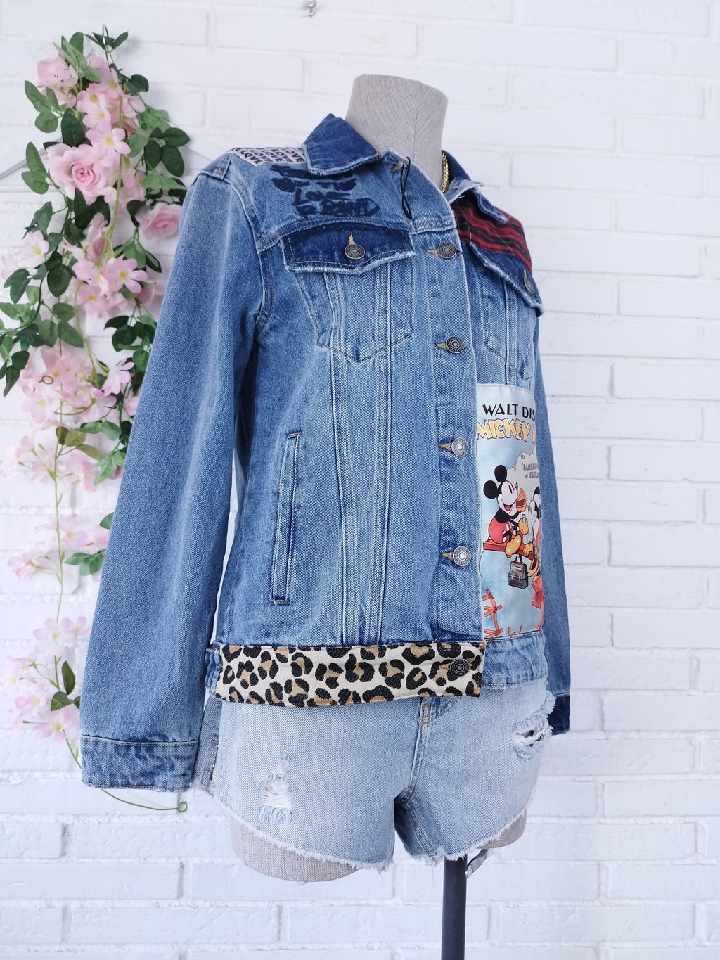 Veste en jean bleu Desigual avec Mickey Mouse