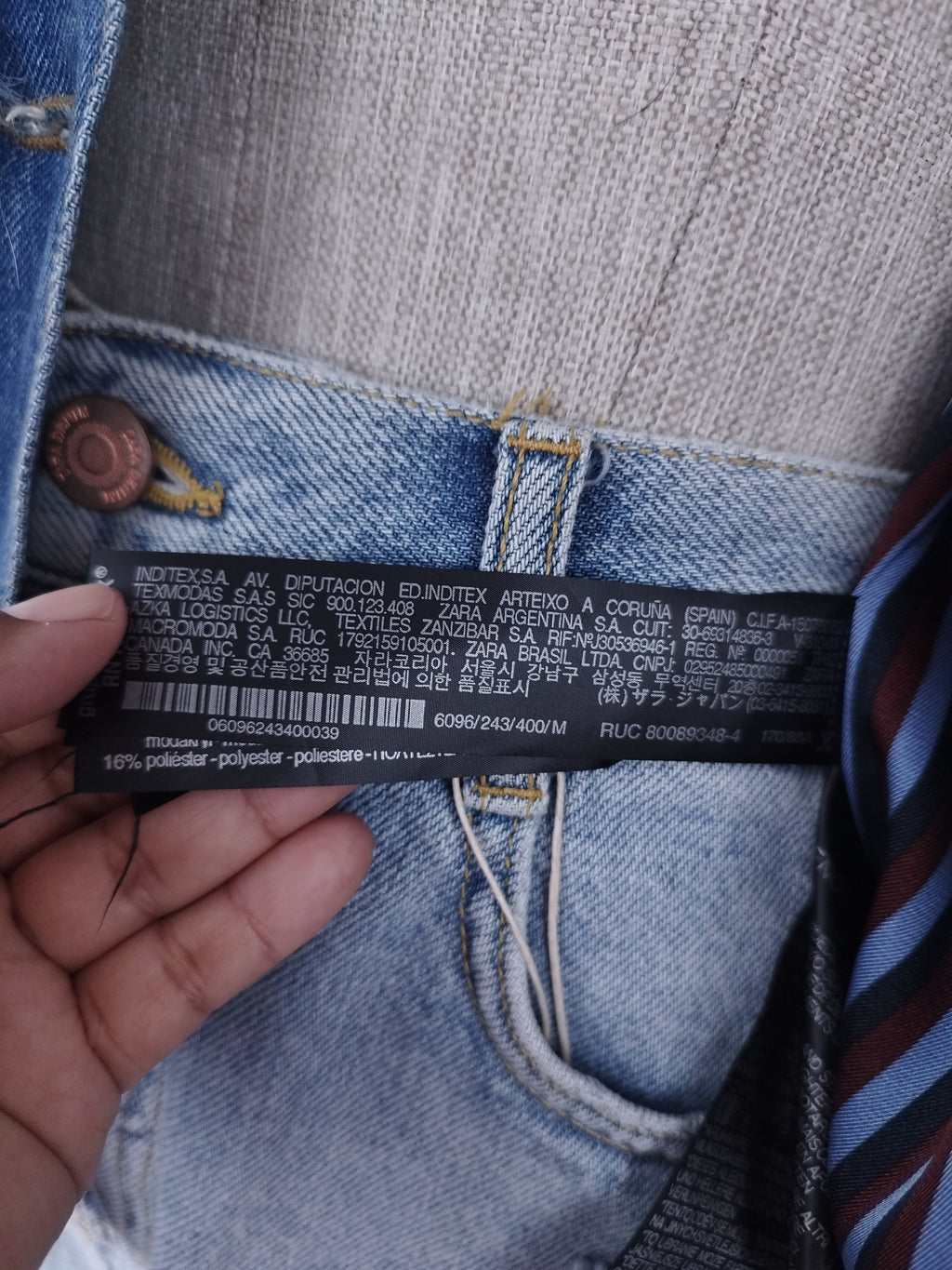 Veste en jean ZARA Y2K à effet fausse fourrure