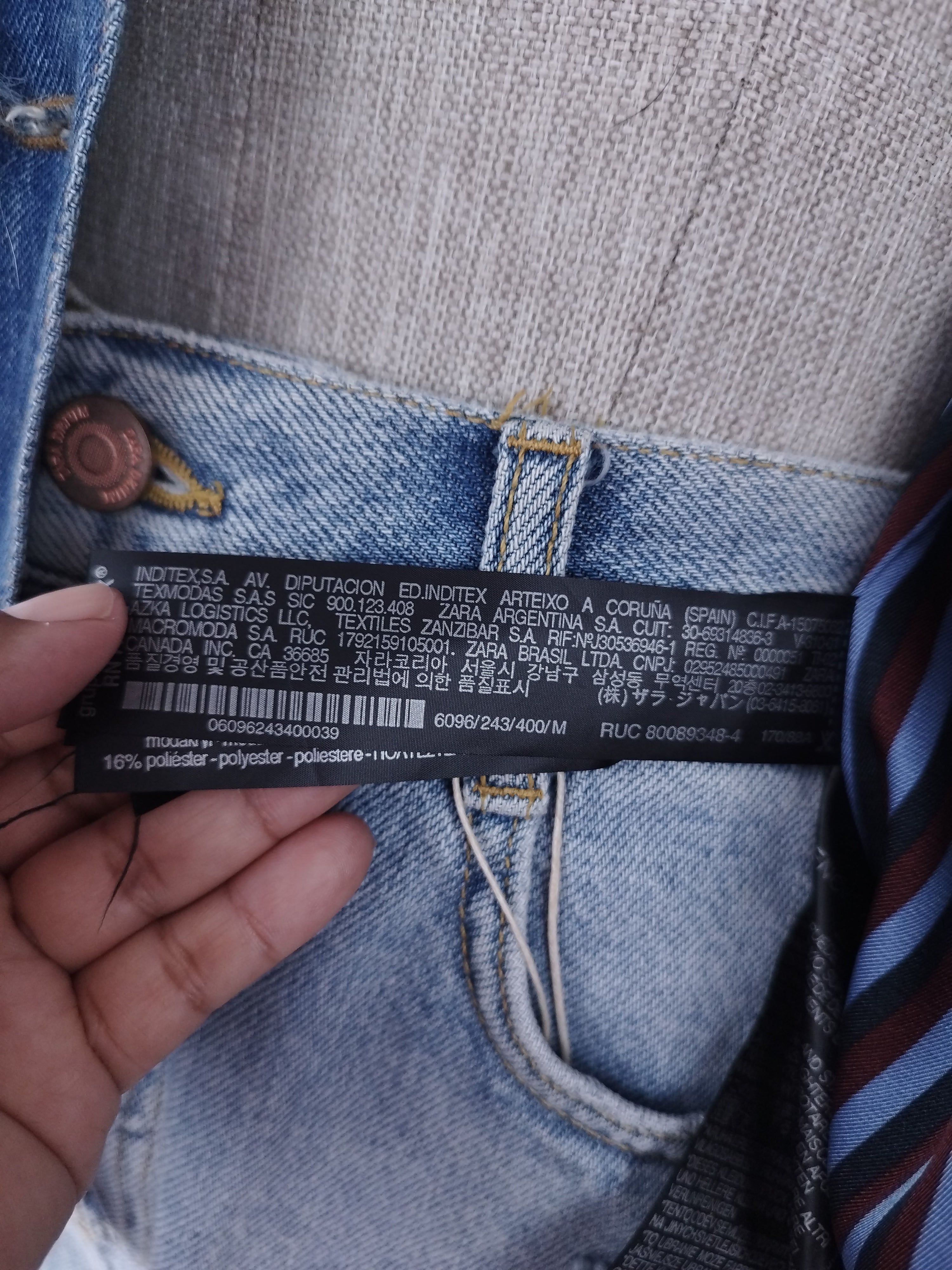 Veste en jean ZARA Y2K à effet fausse fourrure