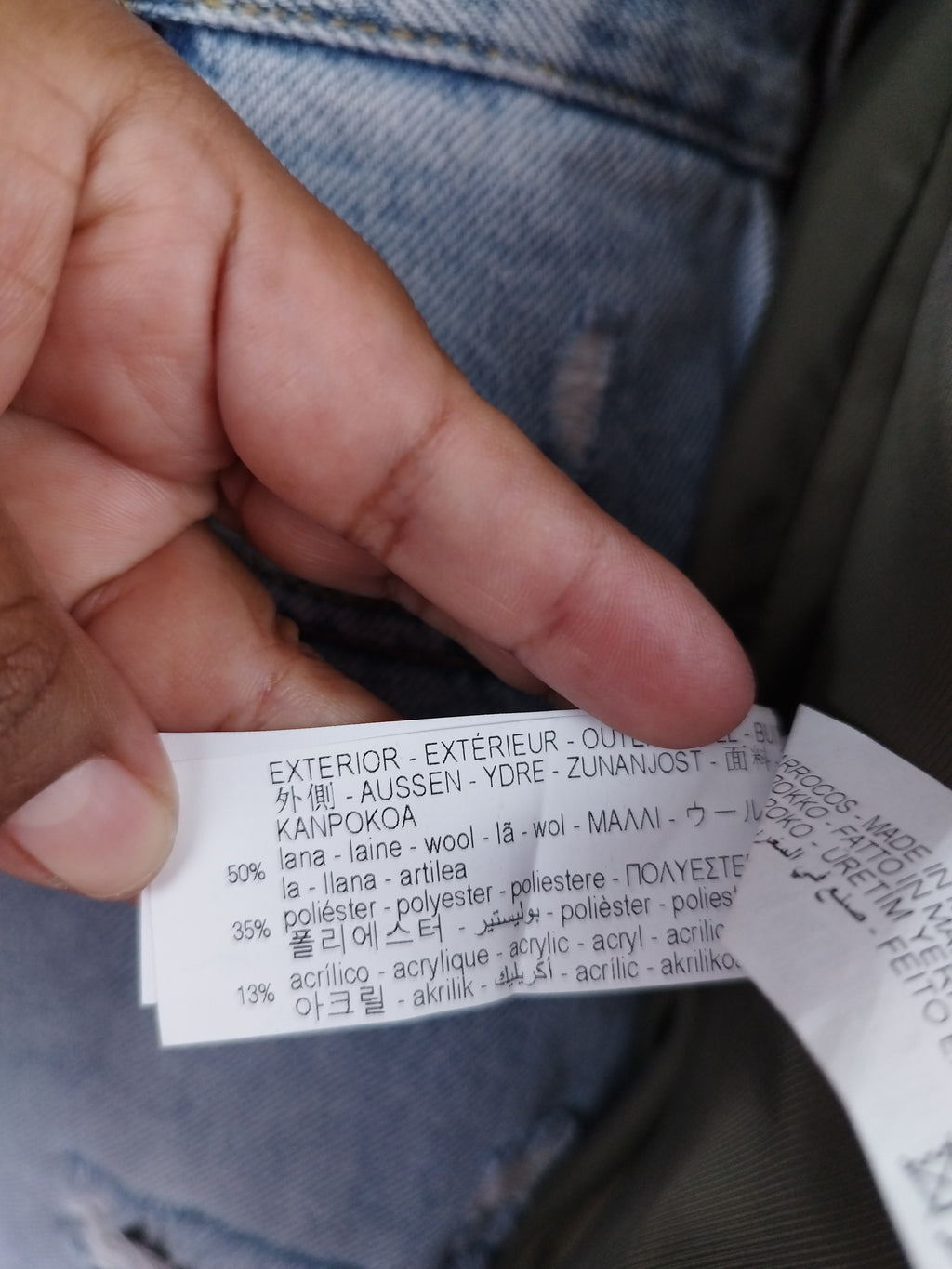 Manteau court en laine à boutons ZARA