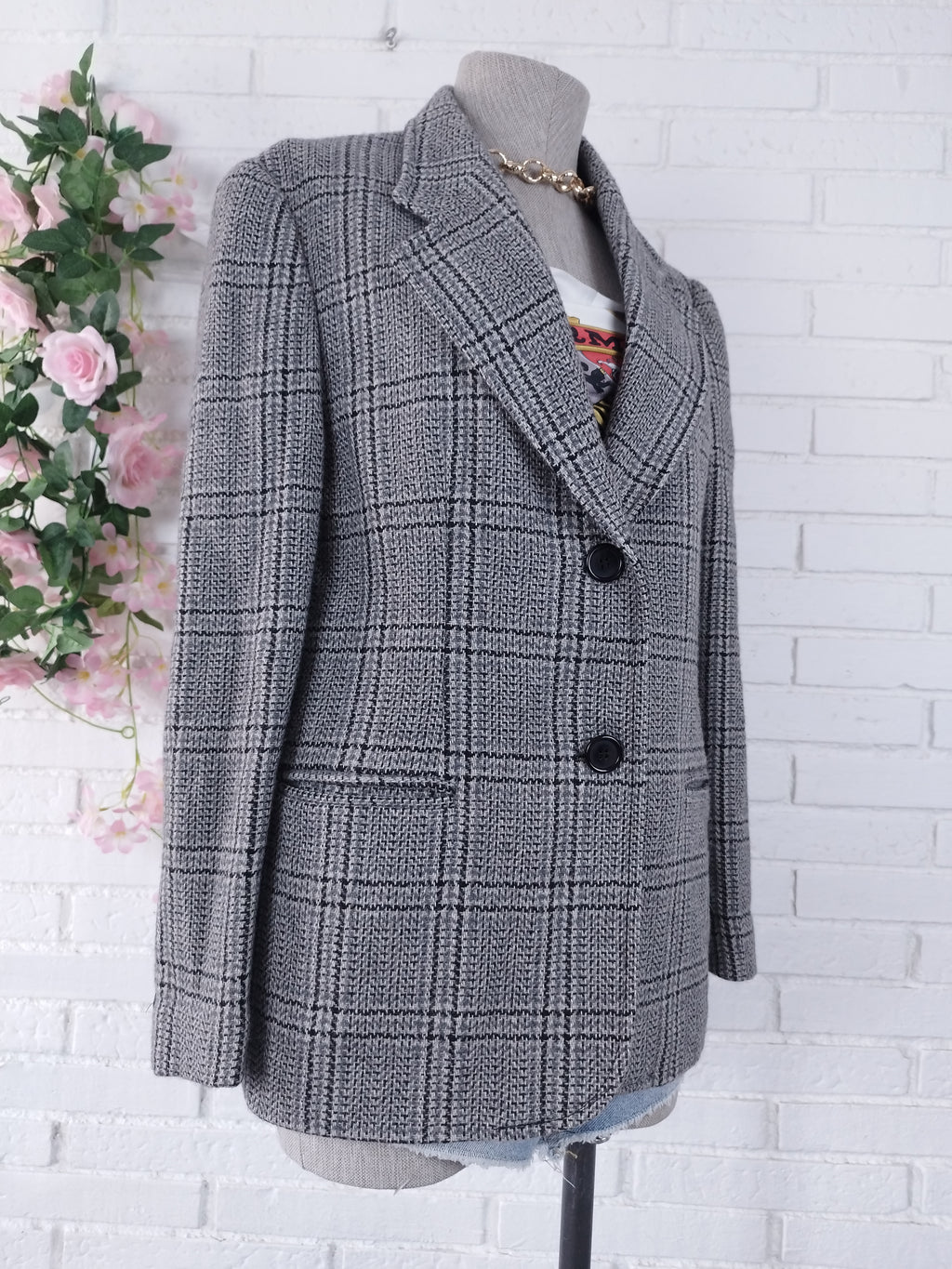 Vintage 90s Wool Blend Blazer — Classic Winter Cut &  Grey Check Pattern