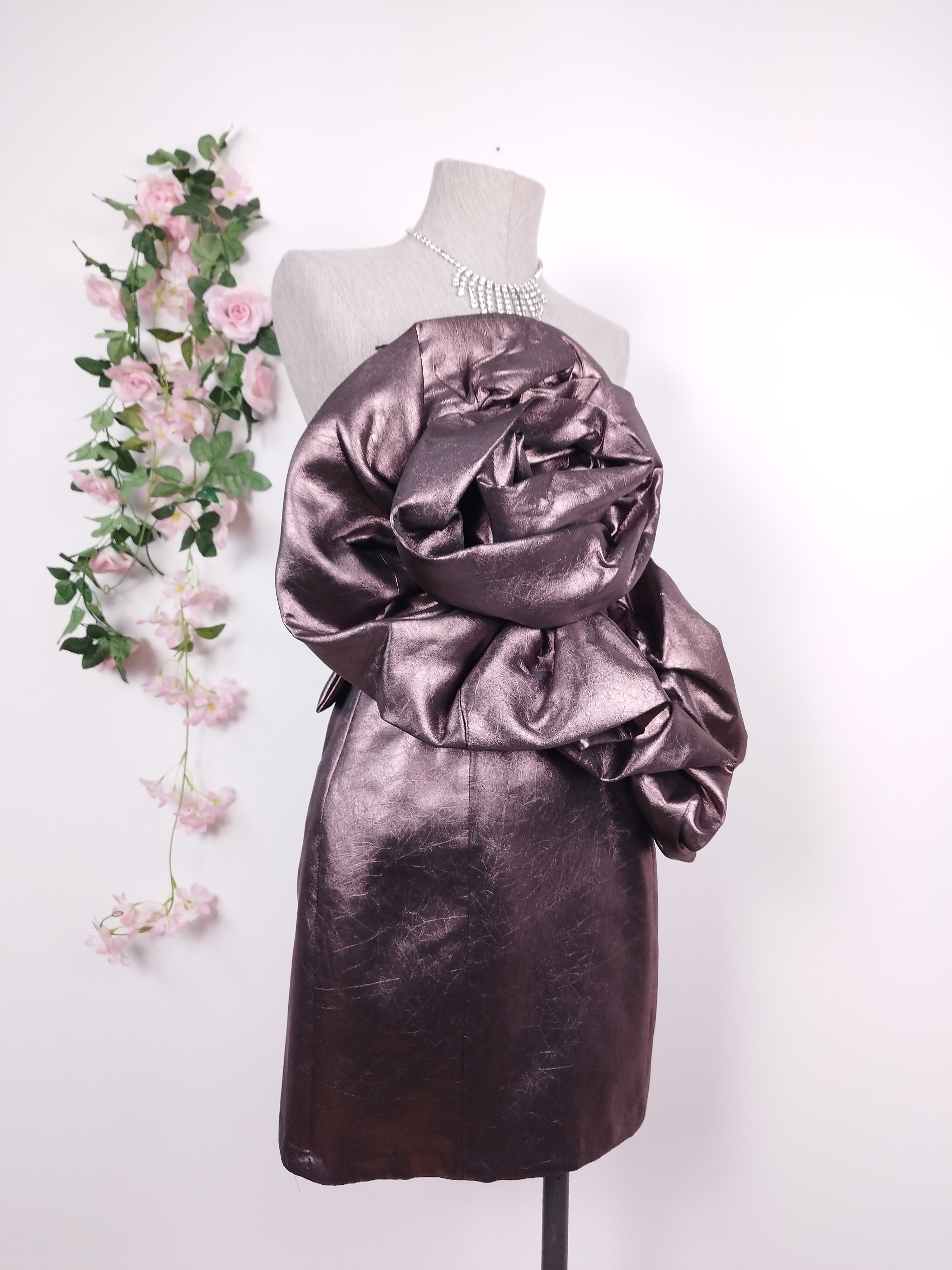 Robe de soirée courte en édition limitée ZARA