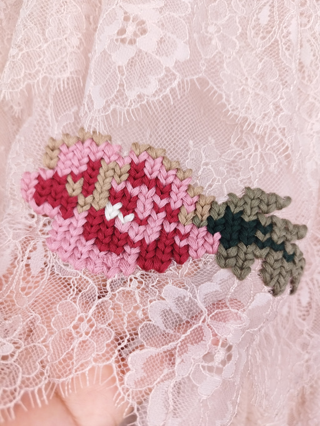 Robe romantique Ibiza en dentelle twin-set