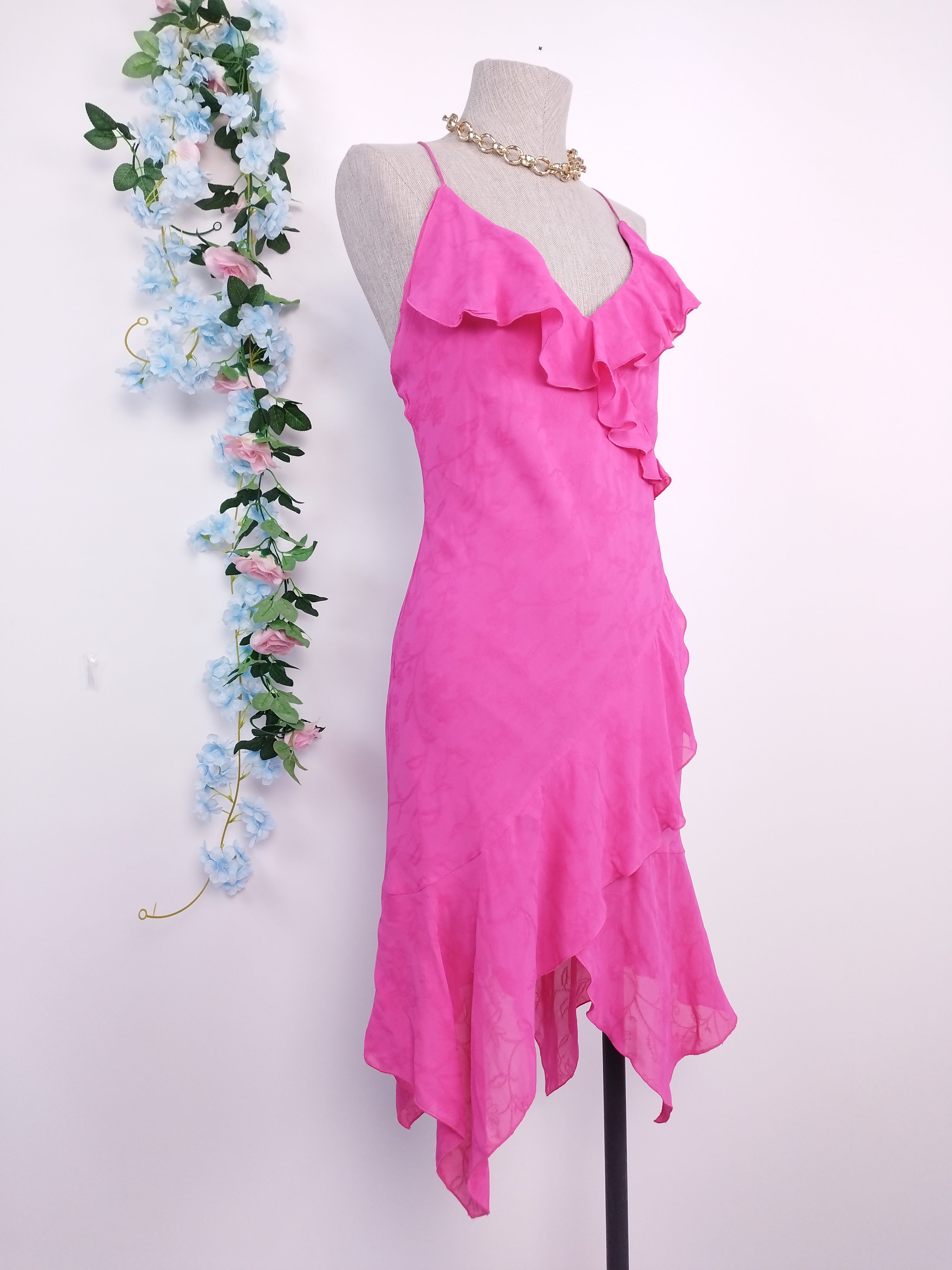 Robe lingerie asymétrique vintage années 90 à volants