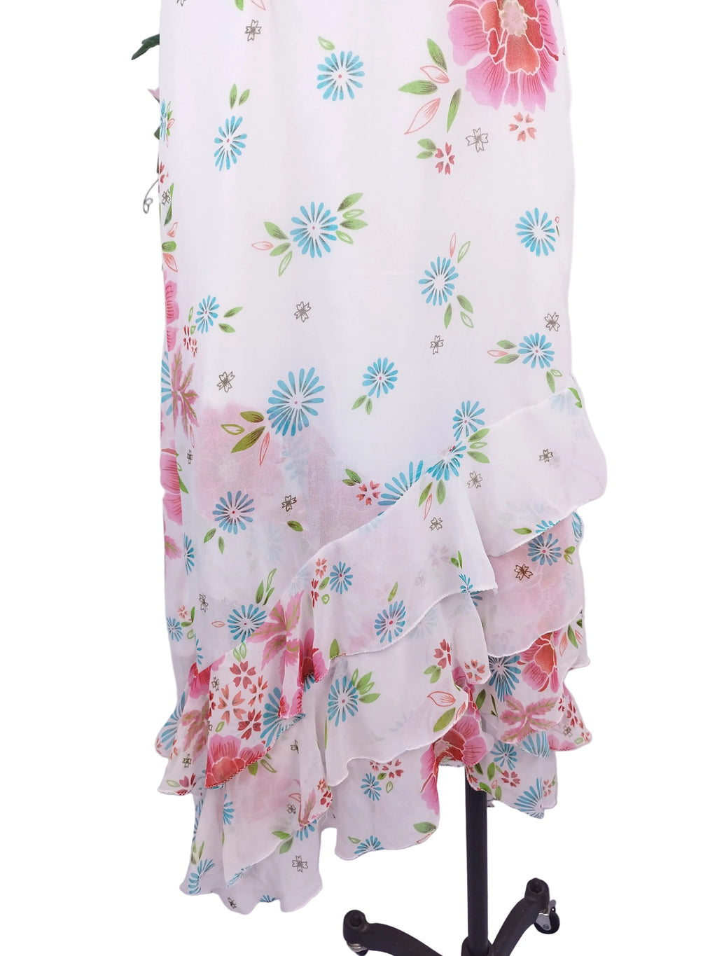 White pastel floral Y2K slip dress — Vintage 2000s boho summer